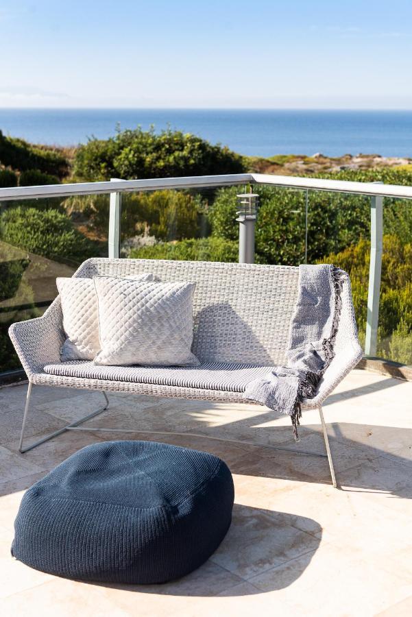 Magnifique Villa Avec Piscine Au Bord De Mer Chorafakia Exterior foto